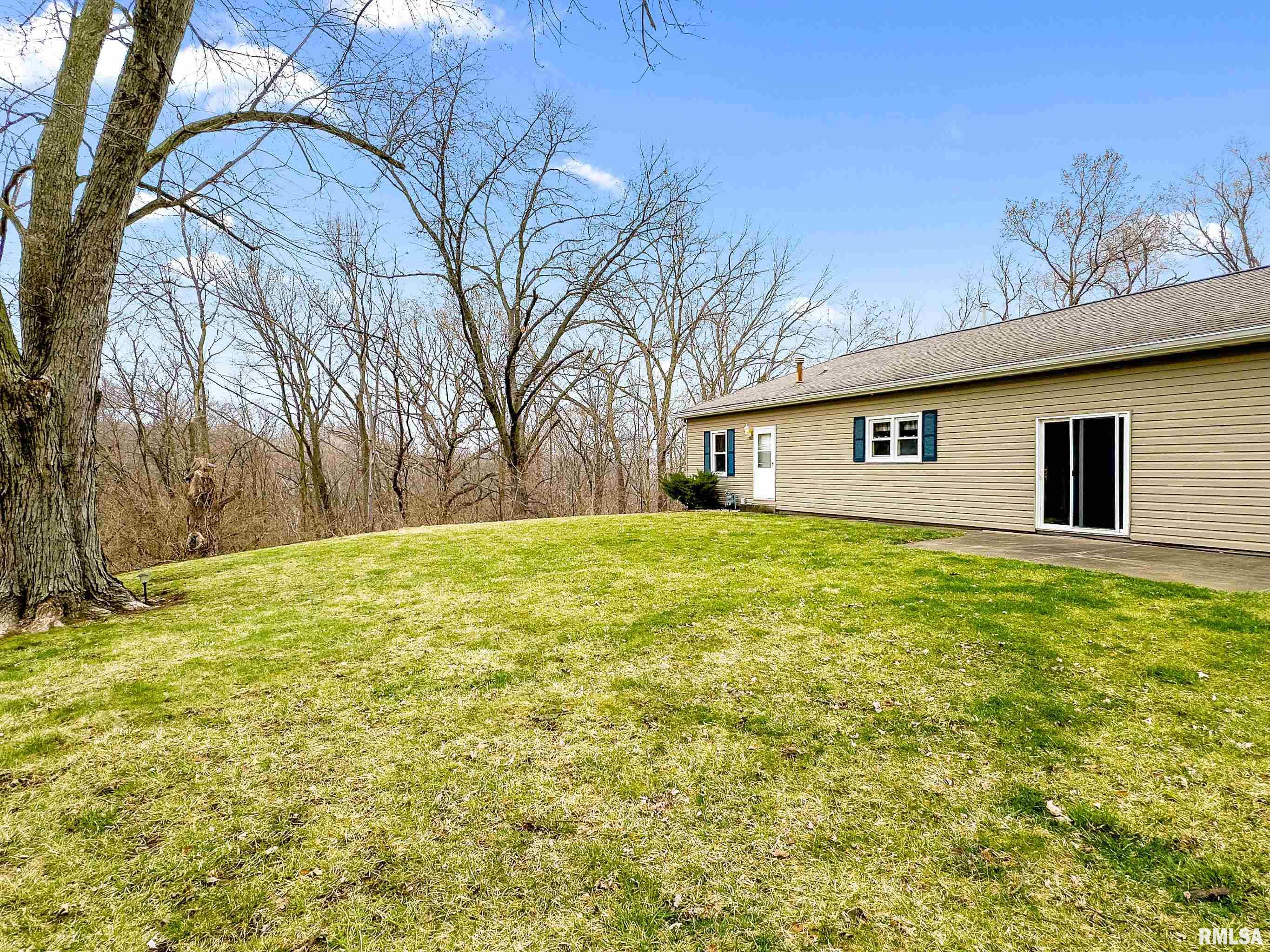 7007 West Lancaster Road Bartonville, IL 61607 - Photo 5 of 36