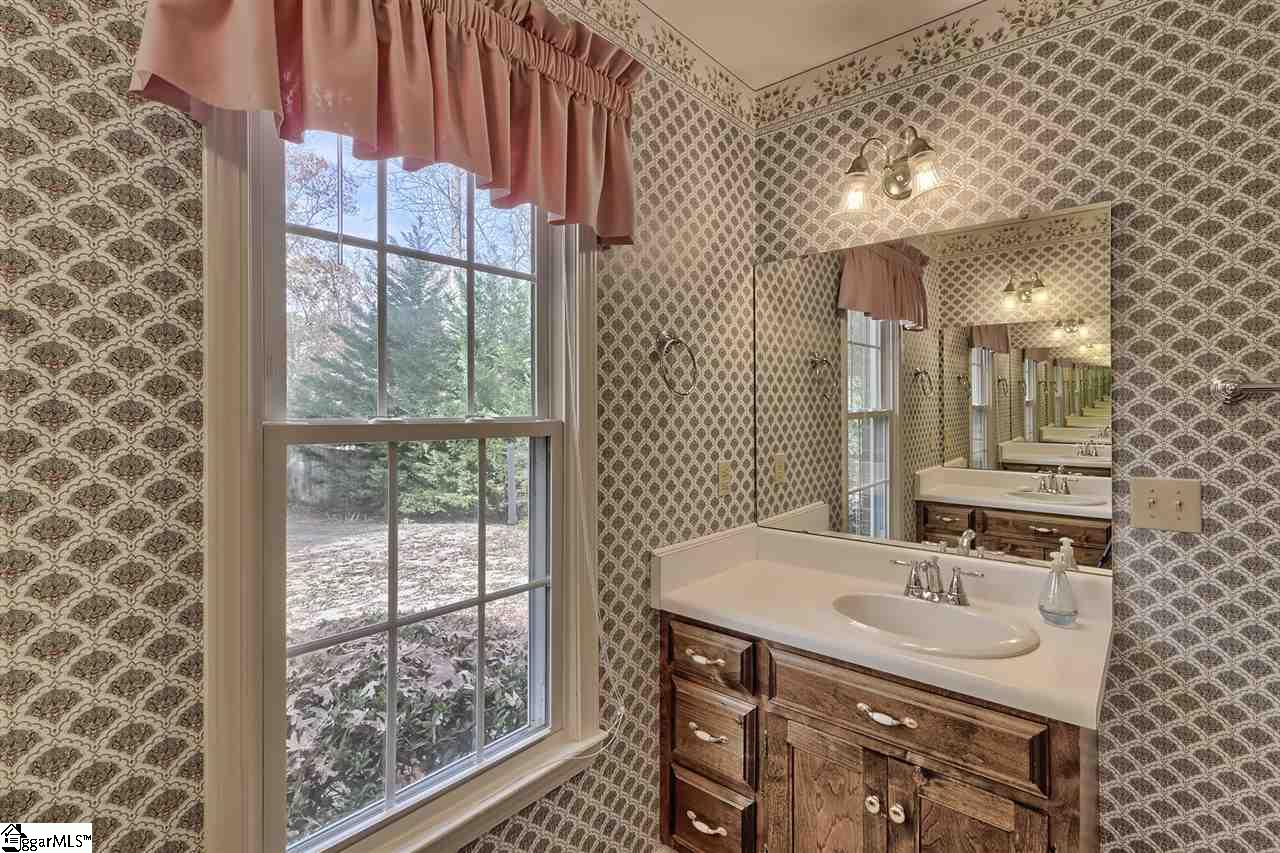 700 Hampton Road Liberty, SC 29657 - Photo 18 of 36