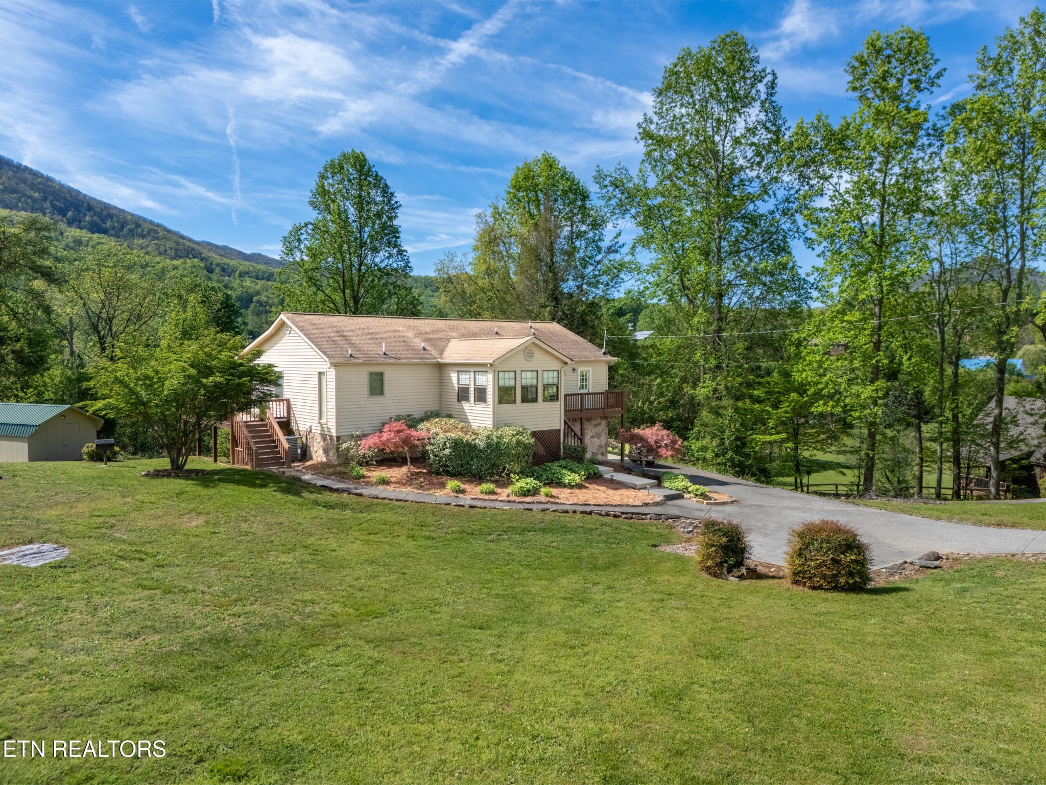 3375 Spring View Drive Sevierville, TN 37862 - Photo 52 of 52 Gallery Image 52