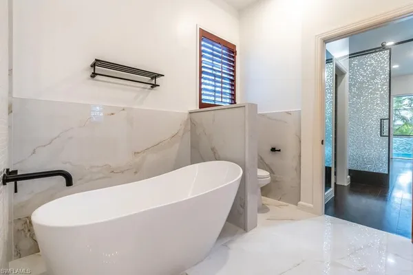 $5,795,000 | 1160 8th Street South, Naples, FL 34102