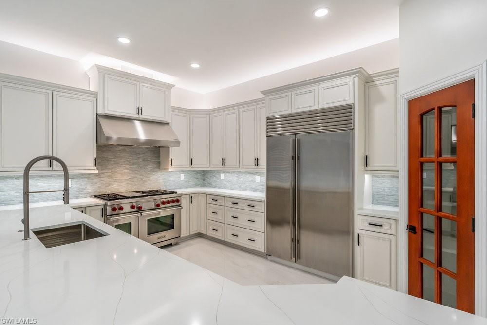 1160 8th Street South Naples, FL 34102 - Photo 20 of 49