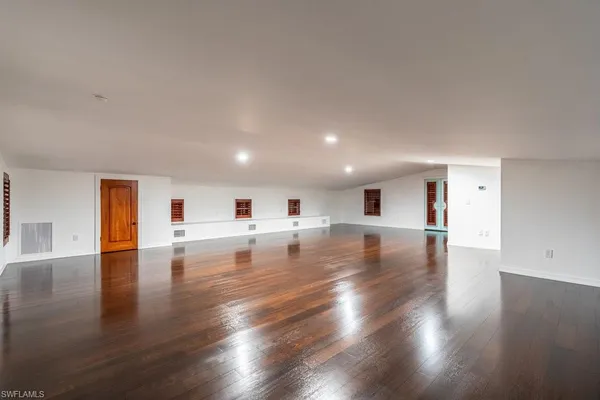 $5,795,000 | 1160 8th Street South, Naples, FL 34102
