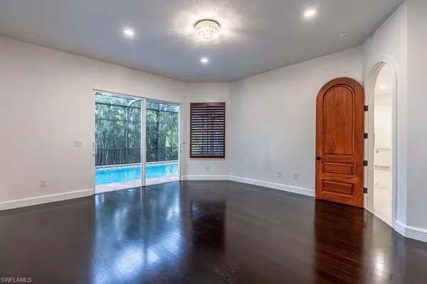 $5,795,000 | 1160 8th Street South, Naples, FL 34102