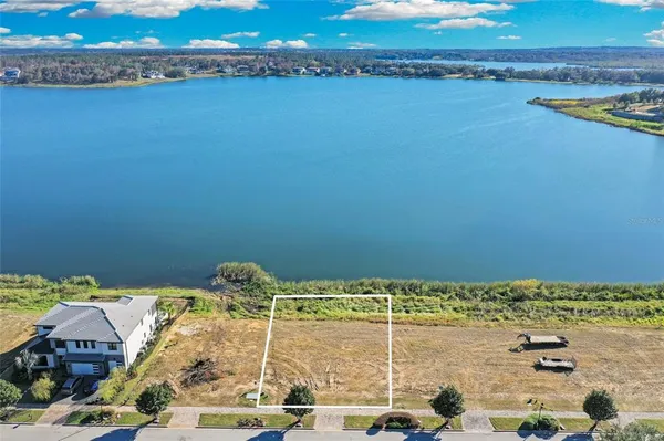 $765,000 | 16626 Bolsena Drive, Montverde, FL 34756