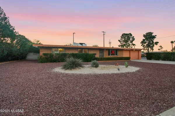 $419,900 | 3565 North Stewart Avenue, Tucson, AZ 85716