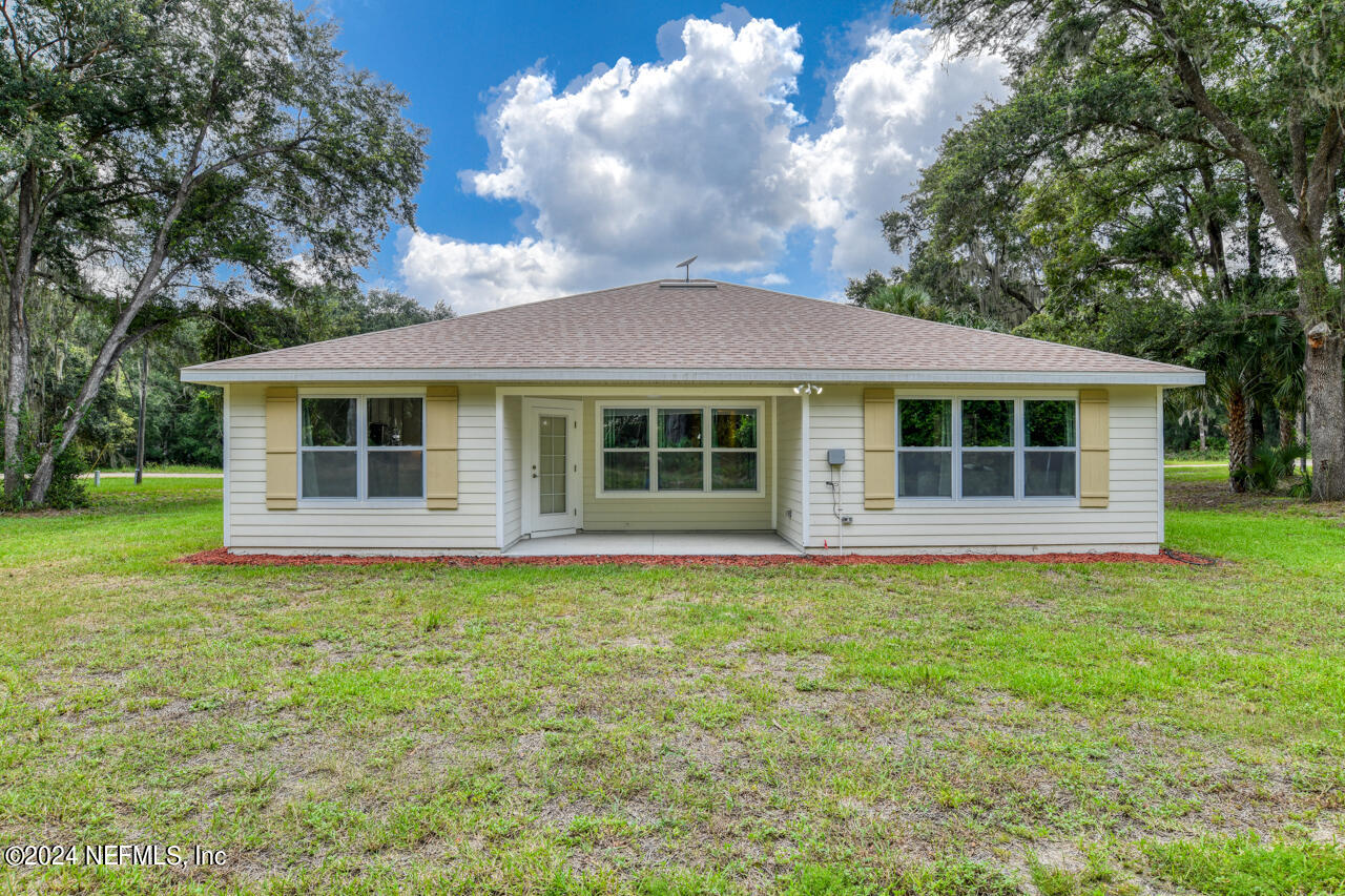 101 Killian Drive Hawthorne, FL 32640 - Photo 6 of 34 REAR OF HOME