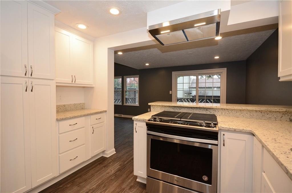 1102 Old Farm Road Lawrence, PA 15055 - Photo 8 of 25 Gallery Image 8