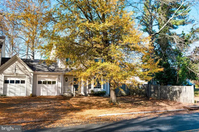 $840,000 | 3916 Oak Street, Fairfax, VA 22030