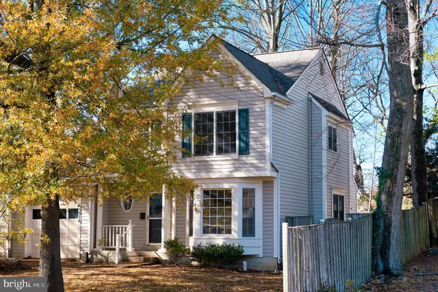 $840,000 | 3916 Oak Street, Fairfax, VA 22030