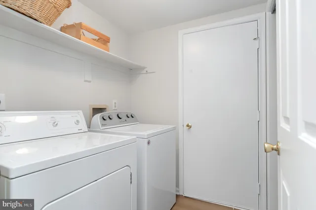 $840,000 | 3916 Oak Street, Fairfax, VA 22030