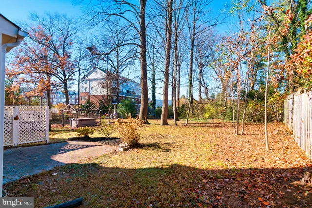 $840,000 | 3916 Oak Street, Fairfax, VA 22030