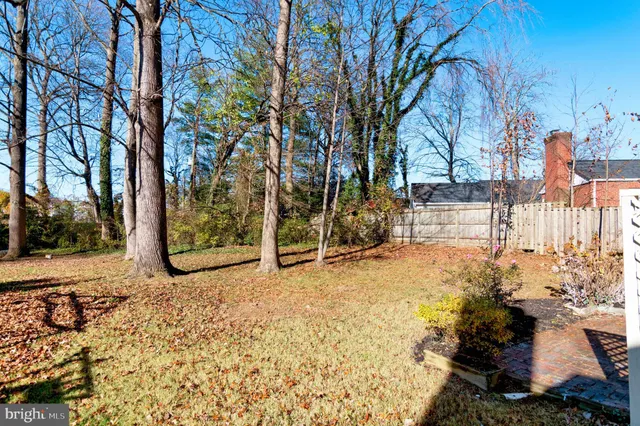 $840,000 | 3916 Oak Street, Fairfax, VA 22030