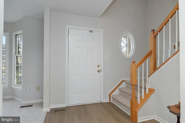 $840,000 | 3916 Oak Street, Fairfax, VA 22030