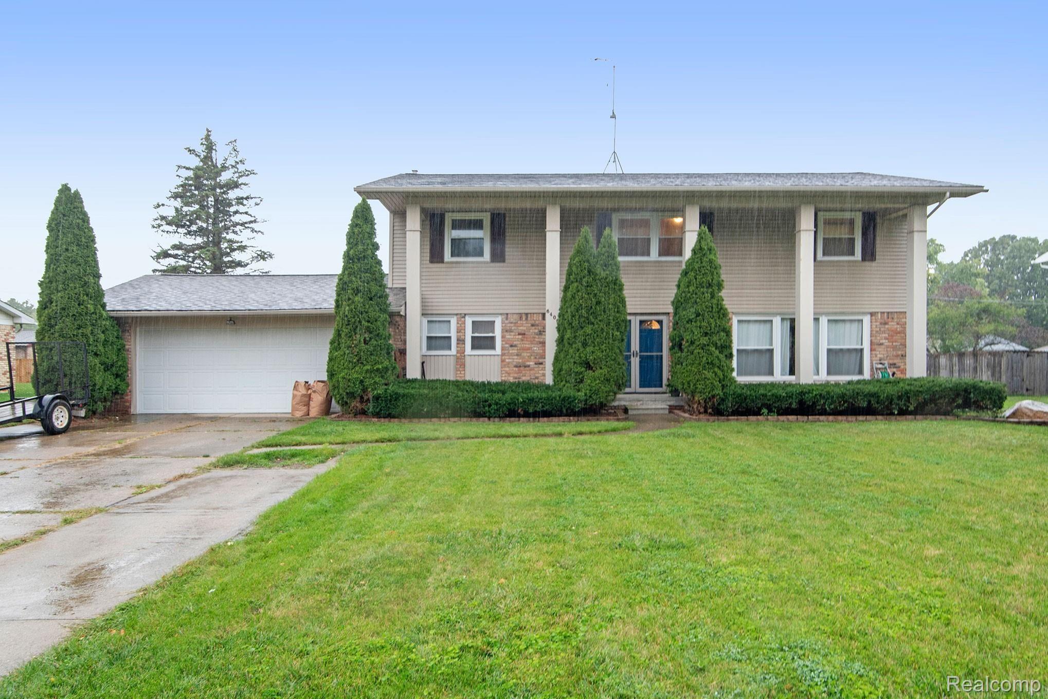 6406 Rustic Ridge Trail Grand Blanc, MI 48439 - Photo 1 of 33 DSC_6232.jpg