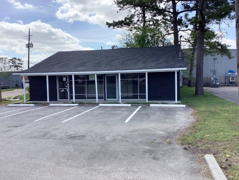 1010 1st Street East Humble, TX 77338 - Photo 23 of 49 a house view with a garden space