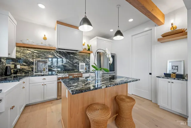 $917,000 | 646 North Ave H Avenue, Boise, ID 83712