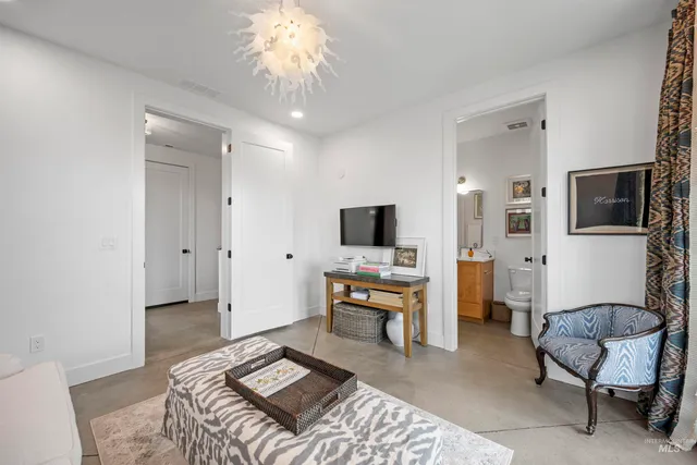 $917,000 | 646 North Ave H Avenue, Boise, ID 83712