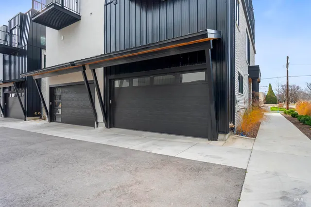 $917,000 | 646 North Ave H Avenue, Boise, ID 83712