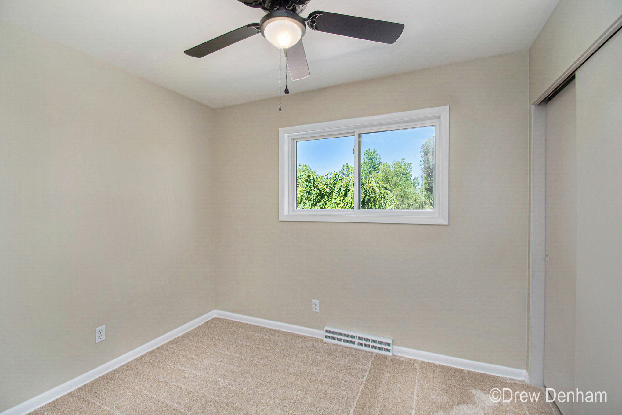 1630 7 Mile Road Kawkawlin, MI 48631 - Photo 16 of 26 Next Door Photos 1630_9