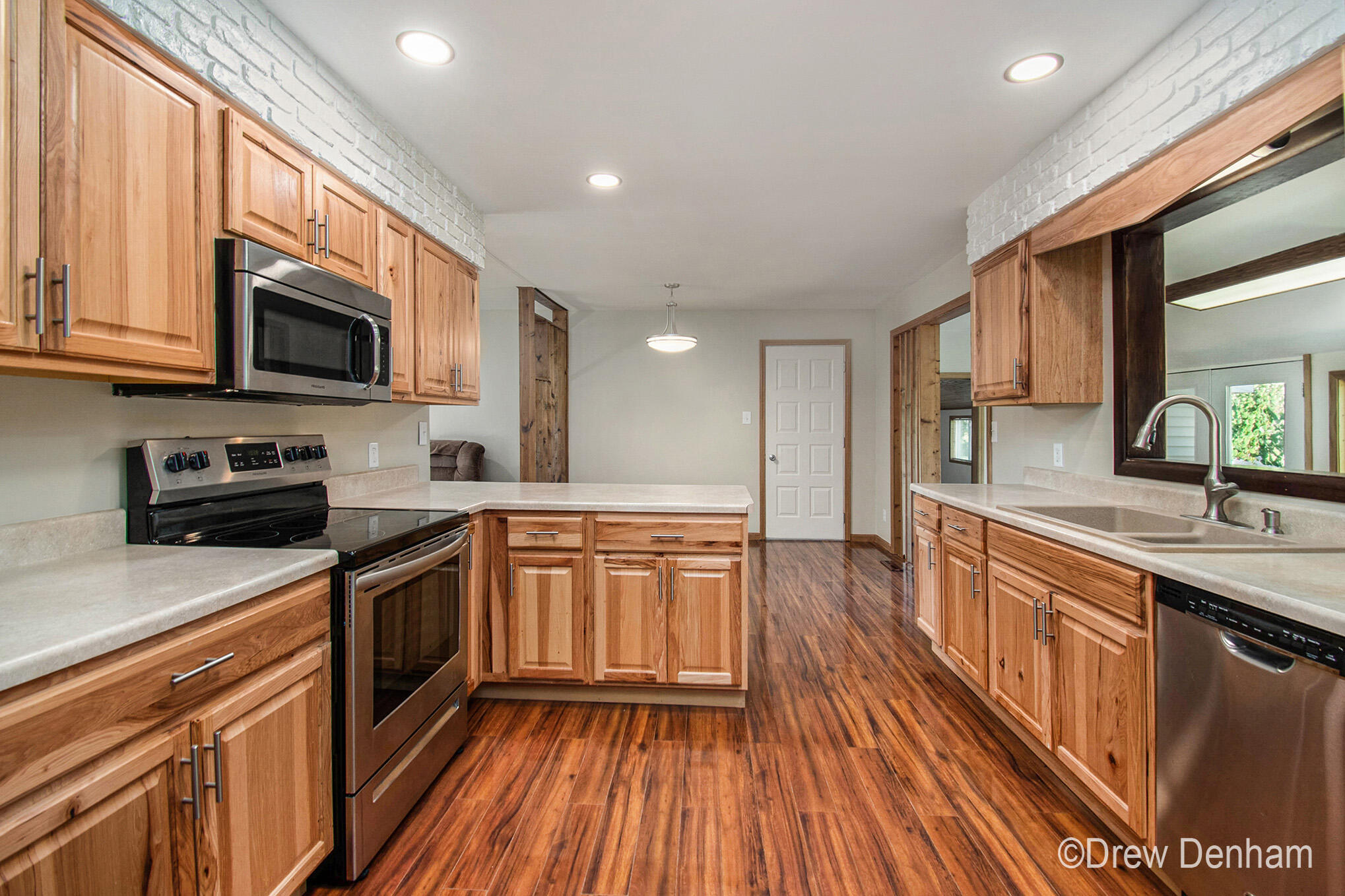 1630 7 Mile Road Kawkawlin, MI 48631 - Photo 10 of 26 Next Door Photos 1630_21