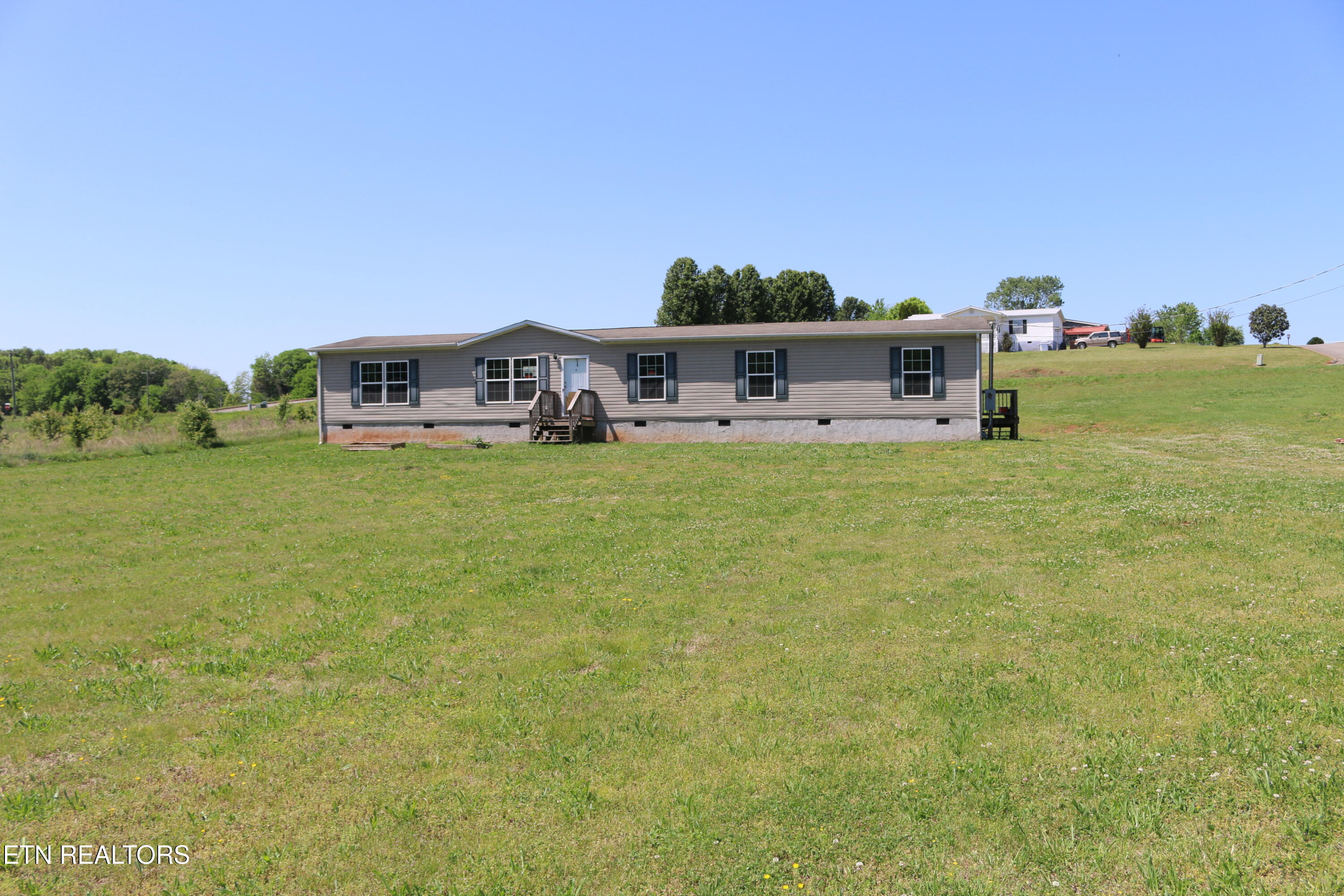 103 Meadow Brook Road Sweetwater, TN 37874 - Photo 4 of 30 House front