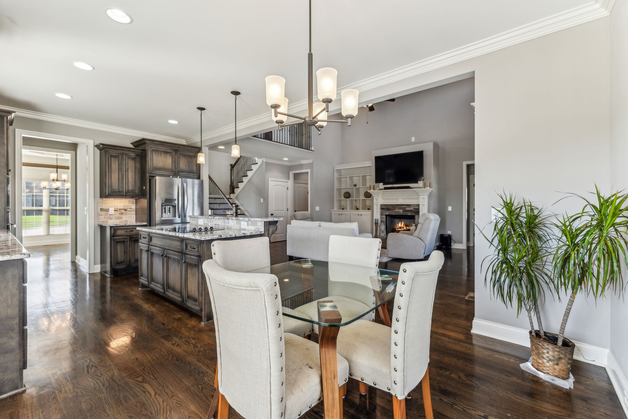 118 Brixton Ridge Lebanon, TN 37087 - Photo 6 of 43 With a tile backsplash, a large pantry, and a cozy eat-in area, this kitchen is perfect for both cooking and casual dining. 118 Brixton Ridge Lebanon, TN 37087