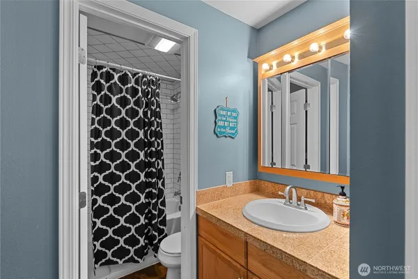 $195,990 | 8903 Crescent Bar Road Northwest, Unit 154, Quincy, WA 98848