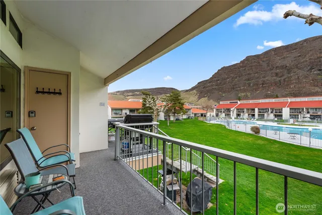 $199,000 | 8903 Crescent Bar Road Northwest, Unit 154, Quincy, WA 98848