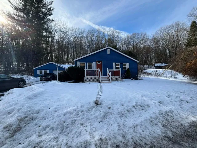 $319,900 | 257 Exeter Road, Epping, NH 03042
