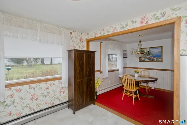 $299,900 | 630 Oak Street, East Hartford, CT 06118