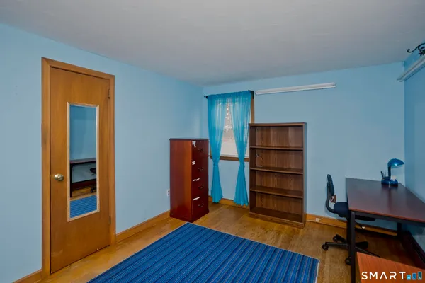 $299,900 | 630 Oak Street, East Hartford, CT 06118