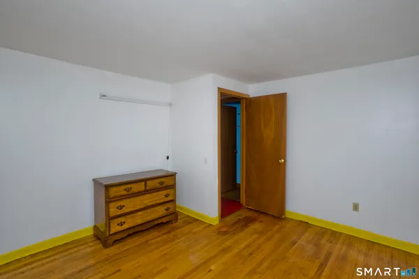 $299,900 | 630 Oak Street, East Hartford, CT 06118