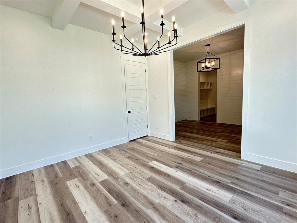 3908 Rochelle Drive Dallas, TX 75220 - Photo 5 of 34