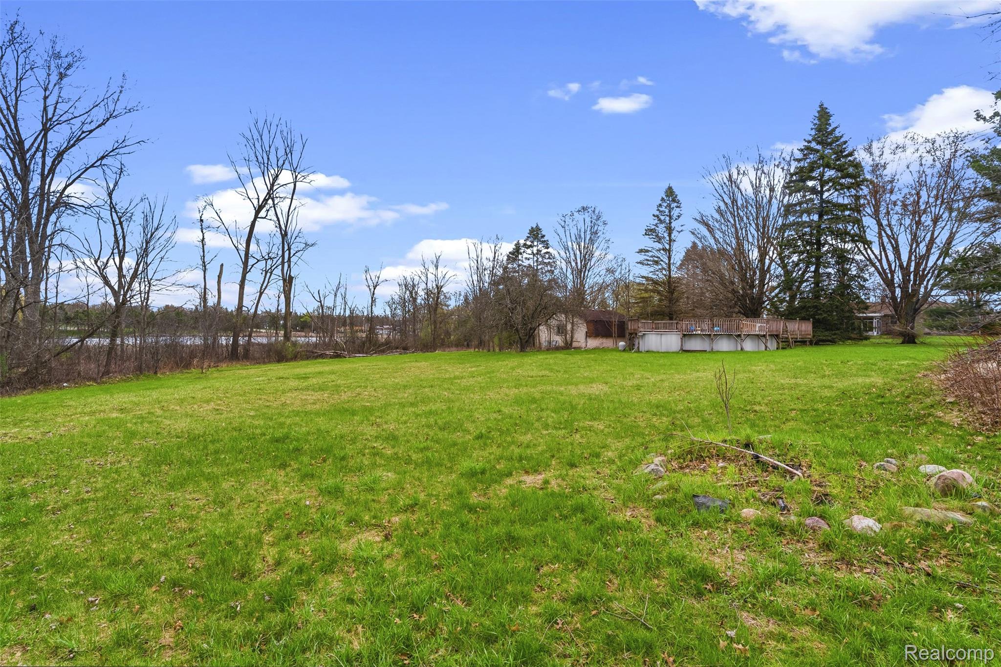 3432 South State Road Davison, MI 48423 - Photo 51 of 58 View of grassy yard
