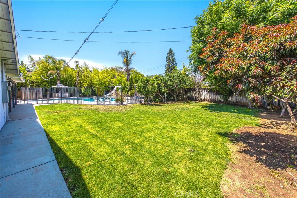 5169 Telefair Way Riverside, CA 92506 - Photo 6 of 47