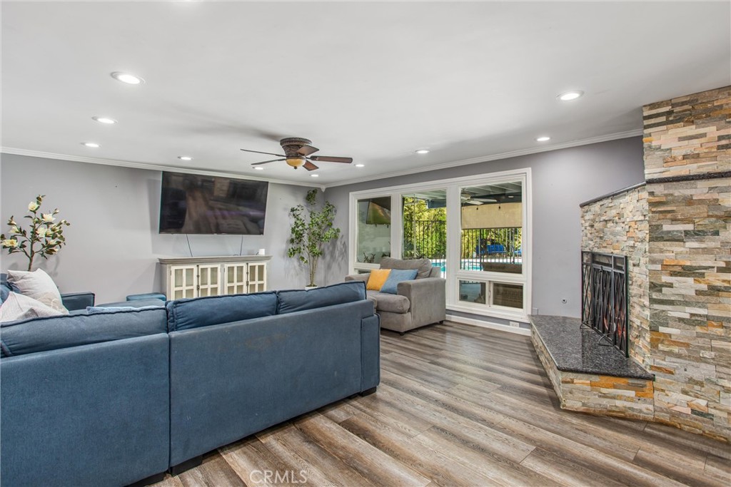 5169 Telefair Way Riverside, CA 92506 - Photo 46 of 47 Livingroom Open Floorplan