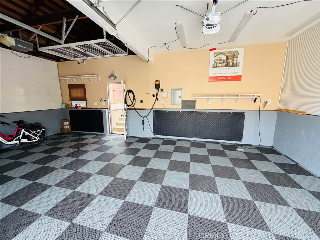 116 Termino Avenue Long Beach, CA 90803 - Photo 38 of 67 2 car garage