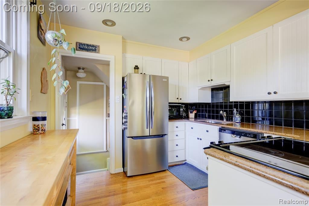 88 Amherst Road Pleasant Ridge, MI 48069 - Photo 9 of 71 Gallery Image 9