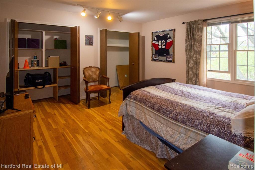 35701 Congress Road Farmington Hills, MI 48335 - Photo 30 of 45