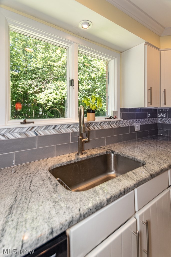 The sunlight just flows into the kitchen while you're doing the damn dishes.