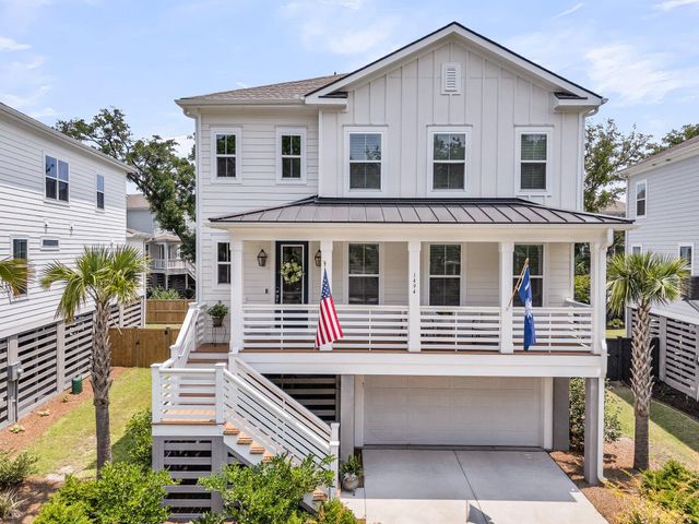 $1,075,000 | 1494 North Lakeshore Drive, Mount Pleasant, SC 29466