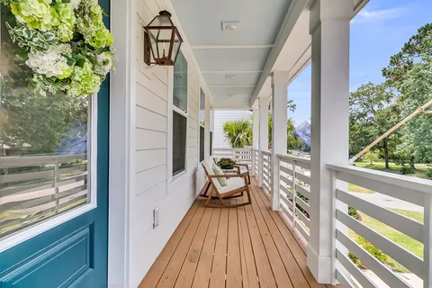 $1,149,900 | 1494 North Lakeshore Drive, Mount Pleasant, SC 29466