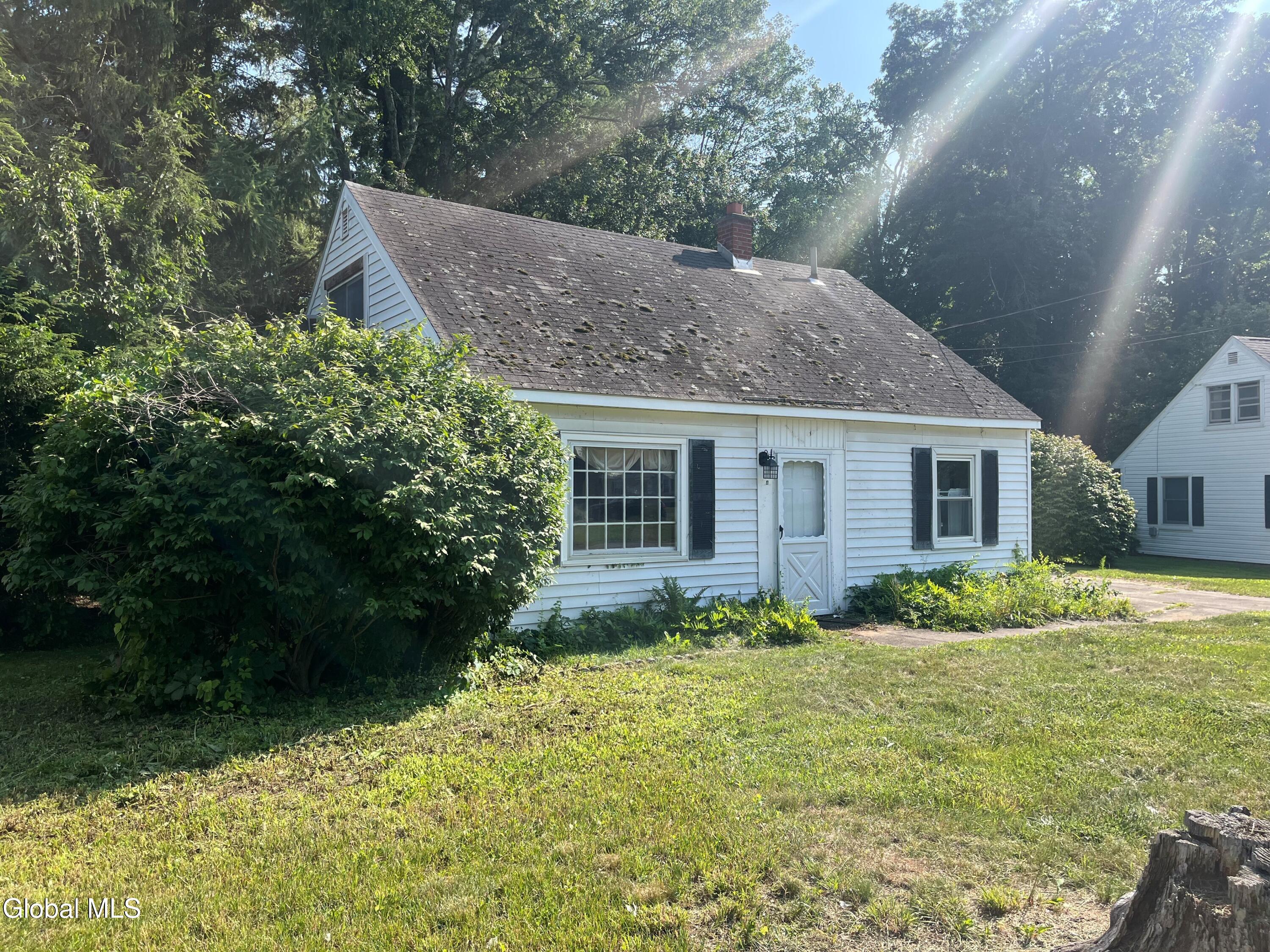 2044 Pyle Road Rotterdam, NY 12303 - Photo 2 of 24 2