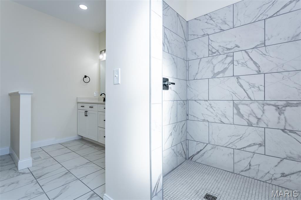 9 Fairway Court Alton, IL 62002 - Photo 19 of 47