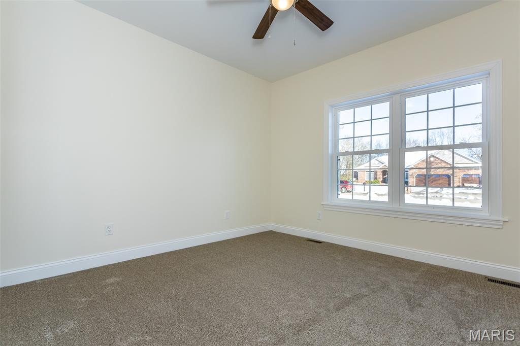 9 Fairway Court Alton, IL 62002 - Photo 20 of 47