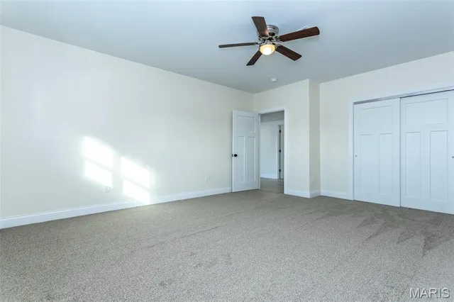 $529,000 | 9 Fairway Court, Alton, IL 62002