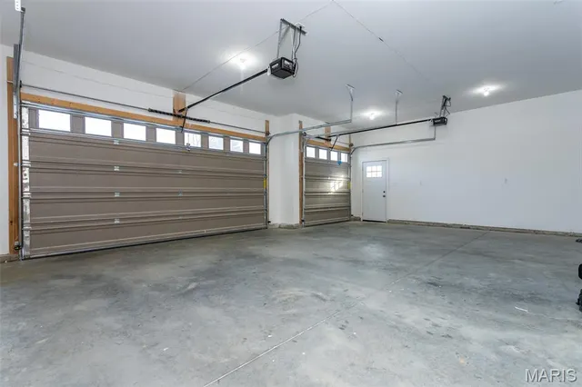 $529,000 | 9 Fairway Court, Alton, IL 62002