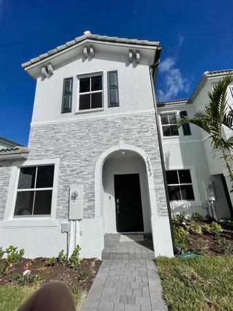 $2,400 | 16283 Southwest 292nd Street, Homestead, FL 33033