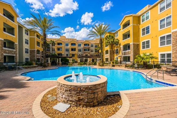 $1,198 | 8539 Gate Parkway West, Unit 1525, Jacksonville, FL 32216