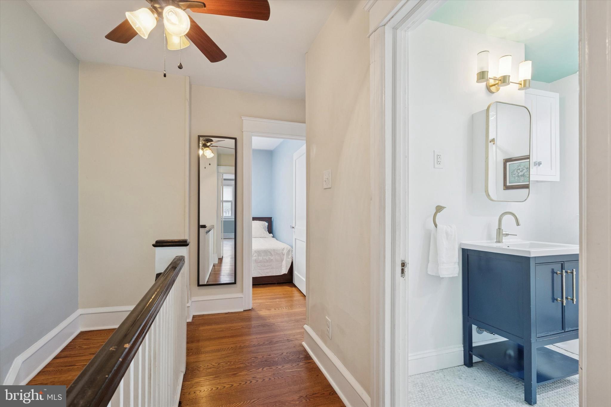 28 Chatham Road Ardmore, PA 19003 - Photo 23 of 32 a en suite bathroom with a sink and mirror